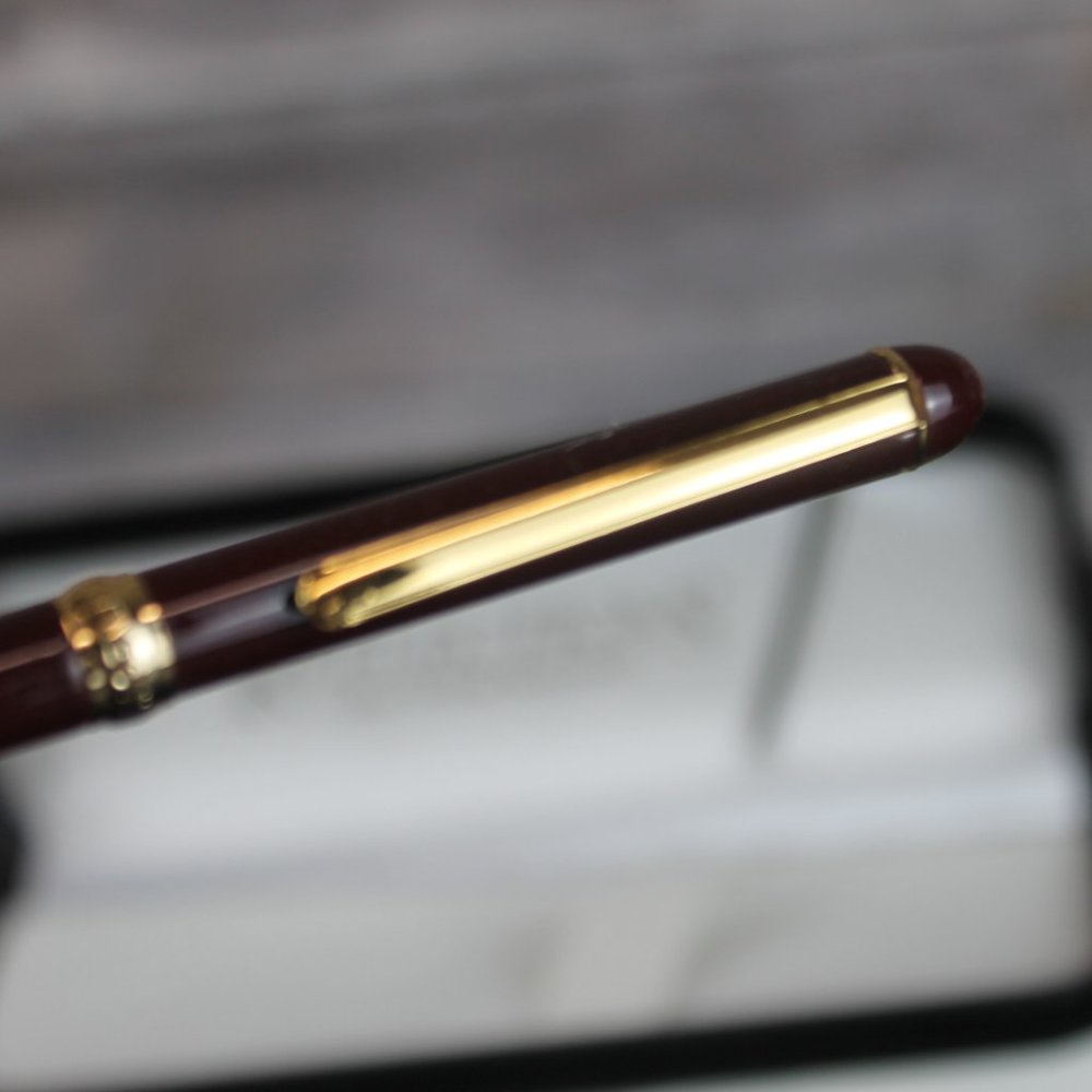 Reflections Fine Writing Instruments Red Maroon Gold Ball Point Pen Black Ink - Picture 5 of 10